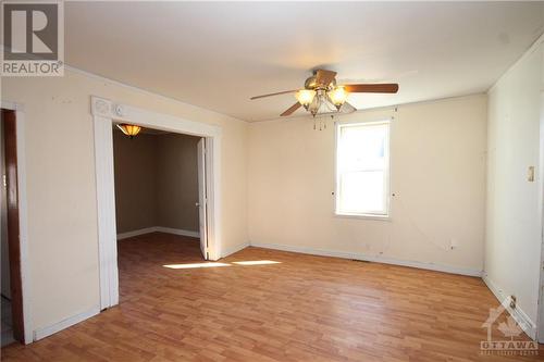 923 Center Street, Braeside, ON - Indoor Photo Showing Other Room