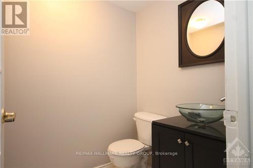 1844 River Road, Ottawa, ON - Indoor Photo Showing Bathroom