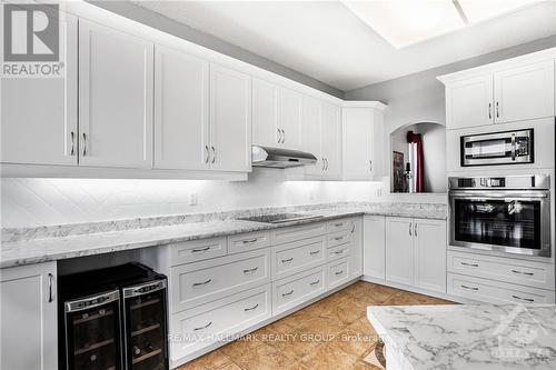 455 Potvin Avenue, Clarence-Rockland, ON - Indoor Photo Showing Kitchen