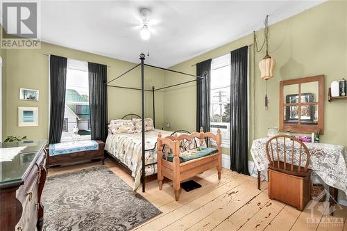 45 William Street, Cardinal, ON - Indoor Photo Showing Bedroom