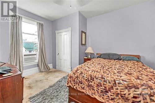 45 William Street, Edwardsburgh/Cardinal, ON - Indoor Photo Showing Bedroom