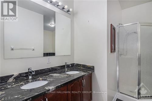 192 Felicity Crescent, Ottawa, ON - Indoor Photo Showing Bathroom