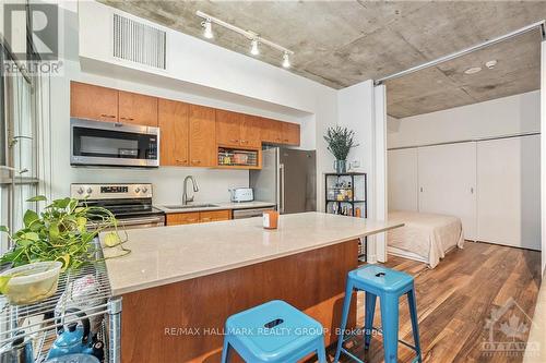 704 - 179 George Street, Ottawa, ON - Indoor Photo Showing Kitchen With Stainless Steel Kitchen