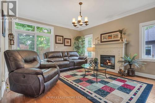 7 Henderson Lane, Brighton, ON - Indoor Photo Showing Living Room With Fireplace