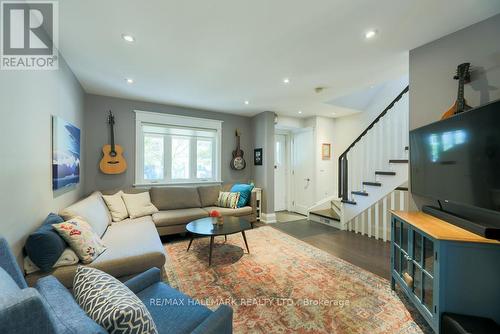 198 Lawlor Avenue, Toronto, ON - Indoor Photo Showing Living Room