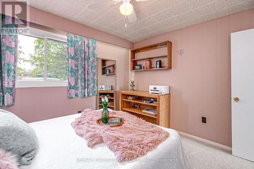 1962 St Johns Road, Innisfil, ON - Indoor Photo Showing Bedroom