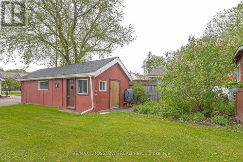 1962 St Johns Road, Innisfil, ON - Outdoor