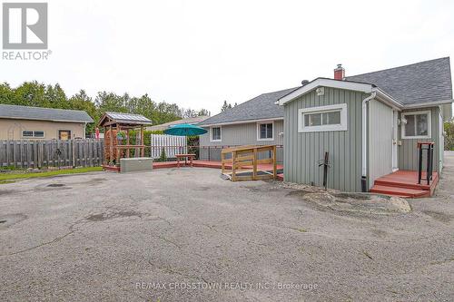 1962 St Johns Road, Innisfil, ON - Outdoor