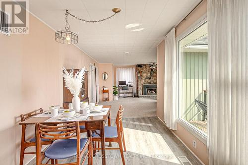 1962 St Johns Road, Innisfil, ON - Indoor Photo Showing Dining Room