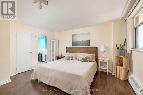 201 - 5 Frith Road, Toronto, ON - Indoor Photo Showing Bedroom