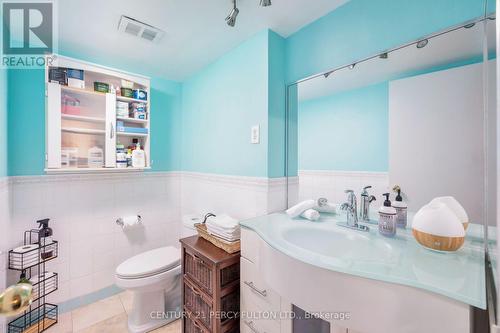 201 - 5 Frith Road, Toronto, ON - Indoor Photo Showing Bathroom