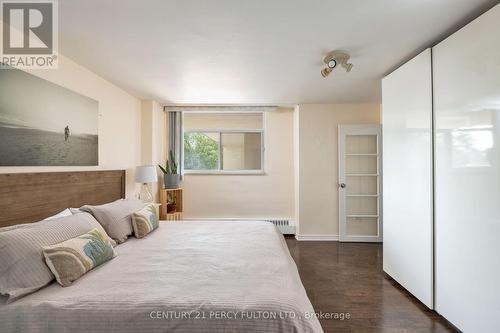 201 - 5 Frith Road, Toronto, ON - Indoor Photo Showing Bedroom