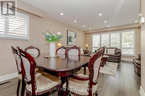 3320 Morningstar Drive, Mississauga, ON - Indoor Photo Showing Dining Room