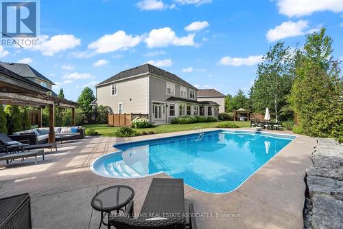 621 Cranleigh Court, Mississauga, ON - Outdoor With In Ground Pool With Backyard