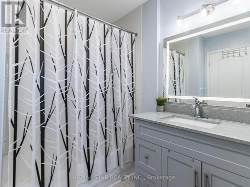 49 Bunchberry Way, Brampton, ON - Indoor Photo Showing Bathroom