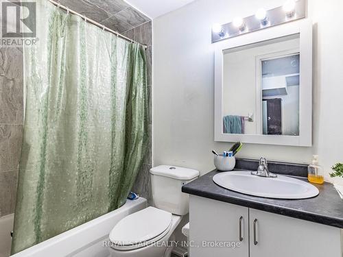 49 Bunchberry Way, Brampton, ON - Indoor Photo Showing Bathroom