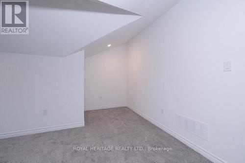 Unit #2 - 2 Gainsborough Court, Bracebridge, ON - Indoor Photo Showing Other Room