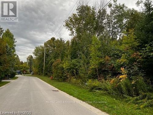 2 Shore Road, Saugeen Shores, ON 