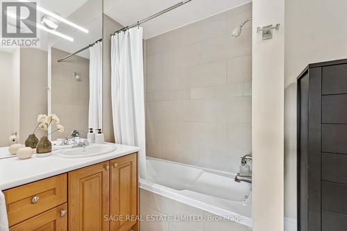 35 Thelma Avenue, Toronto, ON - Indoor Photo Showing Bathroom