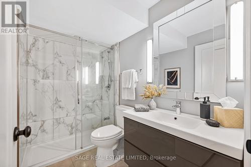 35 Thelma Avenue, Toronto, ON - Indoor Photo Showing Bathroom