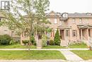 18 Ellesmere Street, Richmond Hill, ON  - Outdoor With Facade 