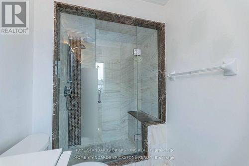 18 Ellesmere Street, Richmond Hill, ON - Indoor Photo Showing Bathroom