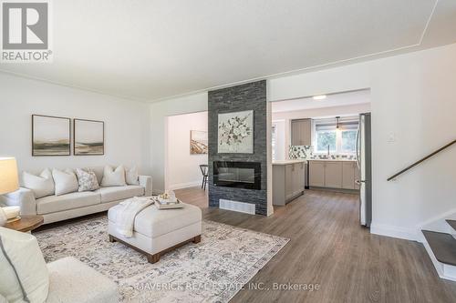 278 Grand View Avenue, London, ON - Indoor Photo Showing Living Room