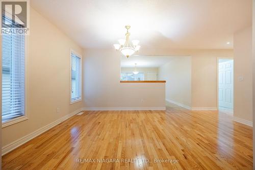 65 Arbour Glen Drive, St. Catharines, ON - Indoor Photo Showing Other Room