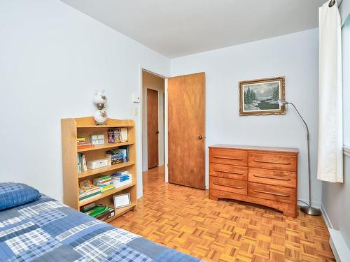 Bedroom - 621 Rue Laroche, Mont-Saint-Hilaire, QC - Indoor Photo Showing Bedroom