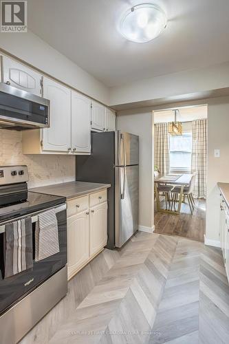 457 Wilkins Street, London, ON - Indoor Photo Showing Kitchen