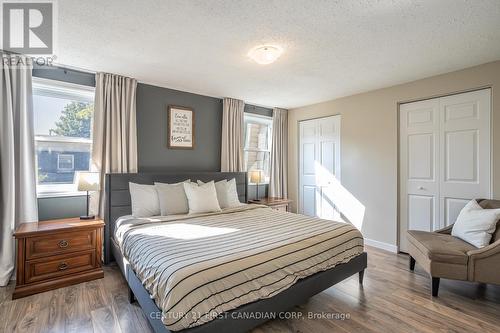 457 Wilkins Street, London, ON - Indoor Photo Showing Bedroom