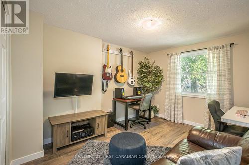 457 Wilkins Street, London, ON - Indoor