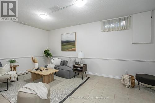 457 Wilkins Street, London, ON - Indoor Photo Showing Other Room