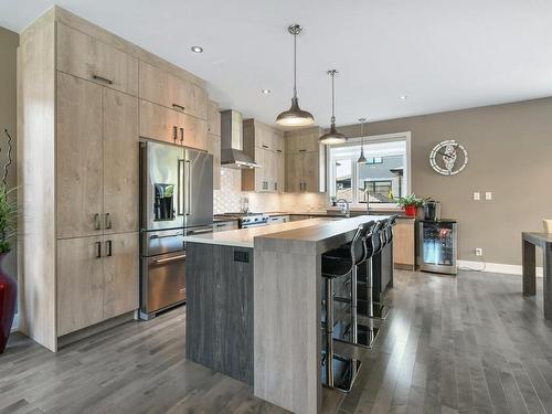 Cuisine - 295 Rue Du Monarque, La Prairie, QC - Indoor Photo Showing Kitchen With Upgraded Kitchen