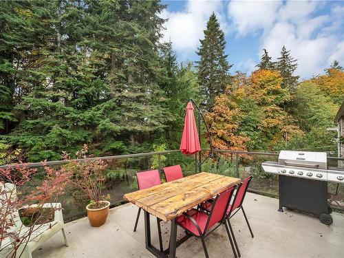 1570 Stag Rd, Campbell River, BC 