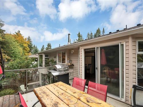 1570 Stag Rd, Campbell River, BC 