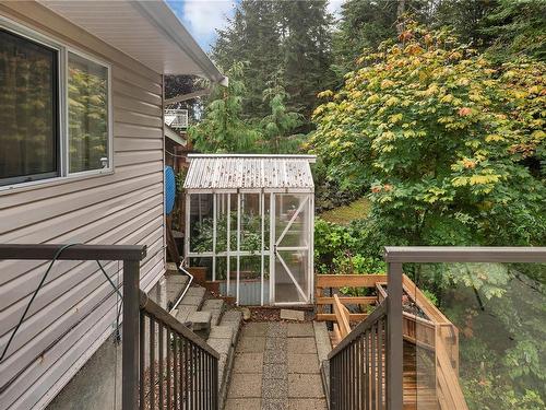 1570 Stag Rd, Campbell River, BC 