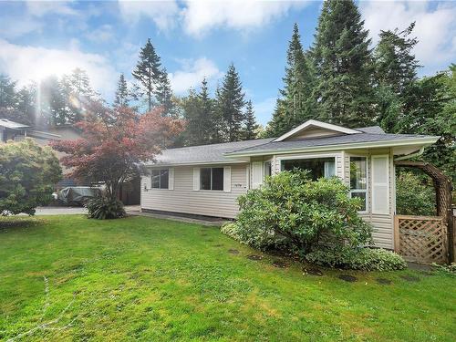 1570 Stag Rd, Campbell River, BC 