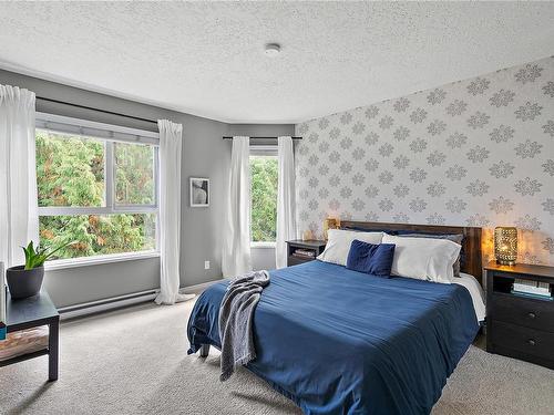 410-2520 Wark St, Victoria, BC - Indoor Photo Showing Bedroom