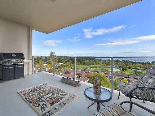 502-748 Sayward Hill Terr, Saanich, BC - Outdoor With Balcony With View With Exterior