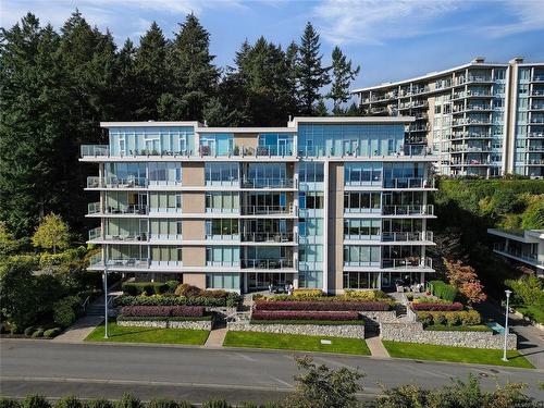 502-748 Sayward Hill Terr, Saanich, BC - Outdoor With Balcony With Facade