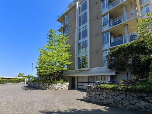 502-748 Sayward Hill Terr, Saanich, BC - Outdoor With Balcony