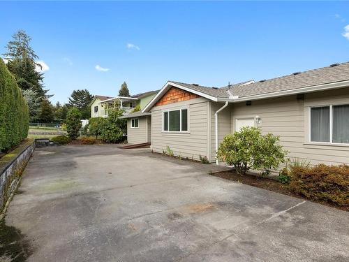 3828 Island Hwy West, Qualicum Beach, BC 