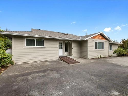 3828 Island Hwy West, Qualicum Beach, BC 