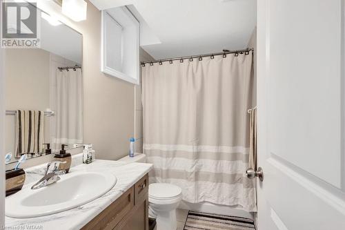 169 Wedgewood Drive, Woodstock, ON - Indoor Photo Showing Bathroom