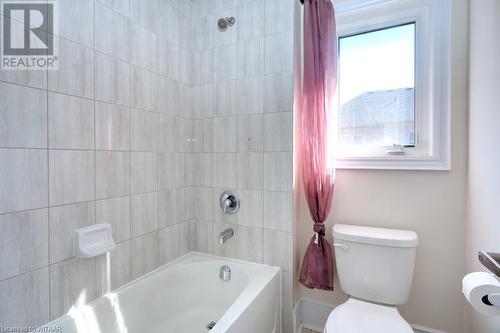 648 Mcgill Lane, Woodstock, ON - Indoor Photo Showing Bathroom