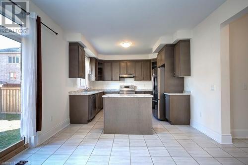 648 Mcgill Lane, Woodstock, ON - Indoor Photo Showing Kitchen