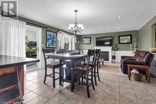 6 Lisas Drive, Sweaburg, ON - Indoor Photo Showing Dining Room