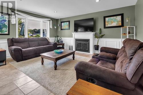 6 Lisas Drive, Sweaburg, ON - Indoor Photo Showing Living Room With Fireplace