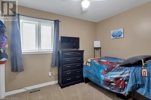 6 Lisas Drive, Sweaburg, ON - Indoor Photo Showing Bedroom